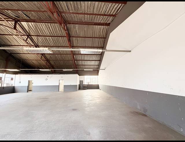 200M² WAREHOUSE TO LET IN ALRODE SOUTH